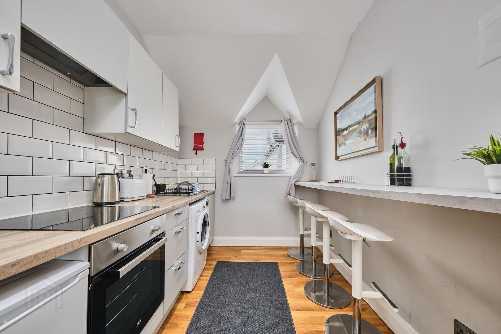 5 Dunluce Park (from Sept 2025), 48 Eglinton Street 9 of 44