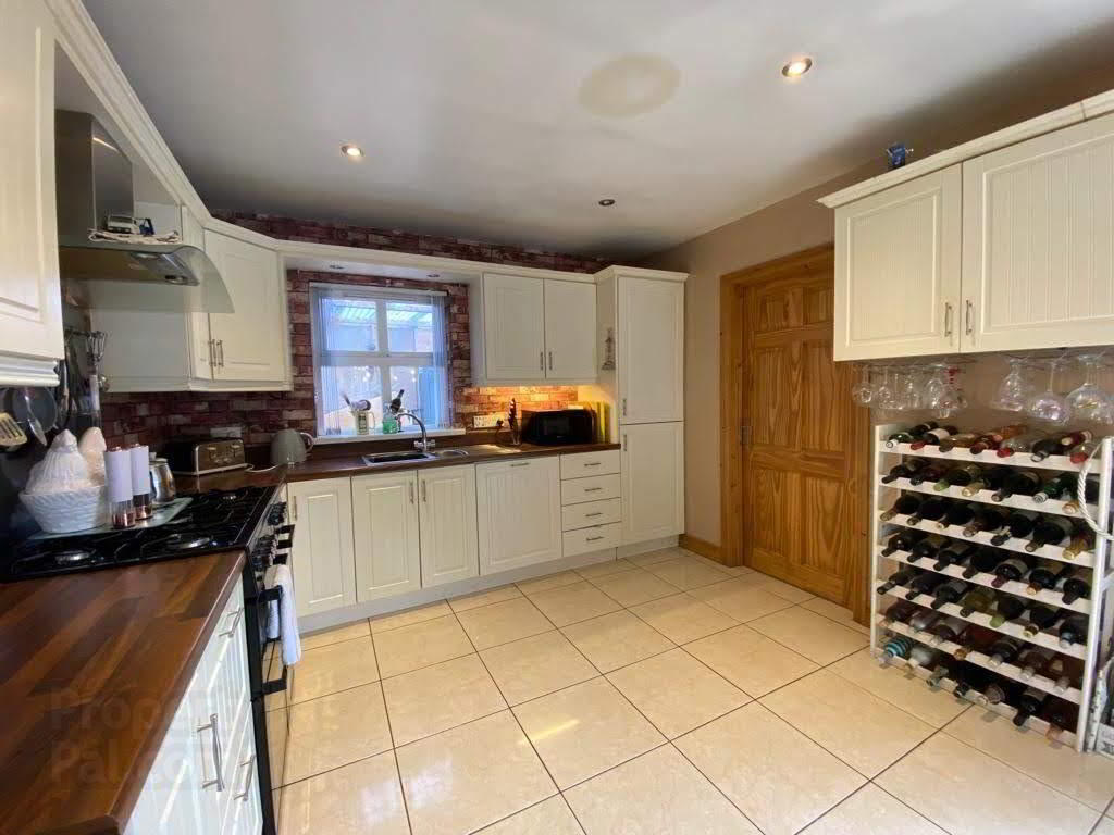 53 Ivy Mead Mews 7 of 19