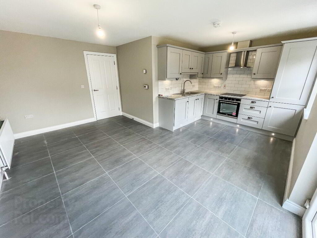 20 Highgrove Meadows 6 of 14