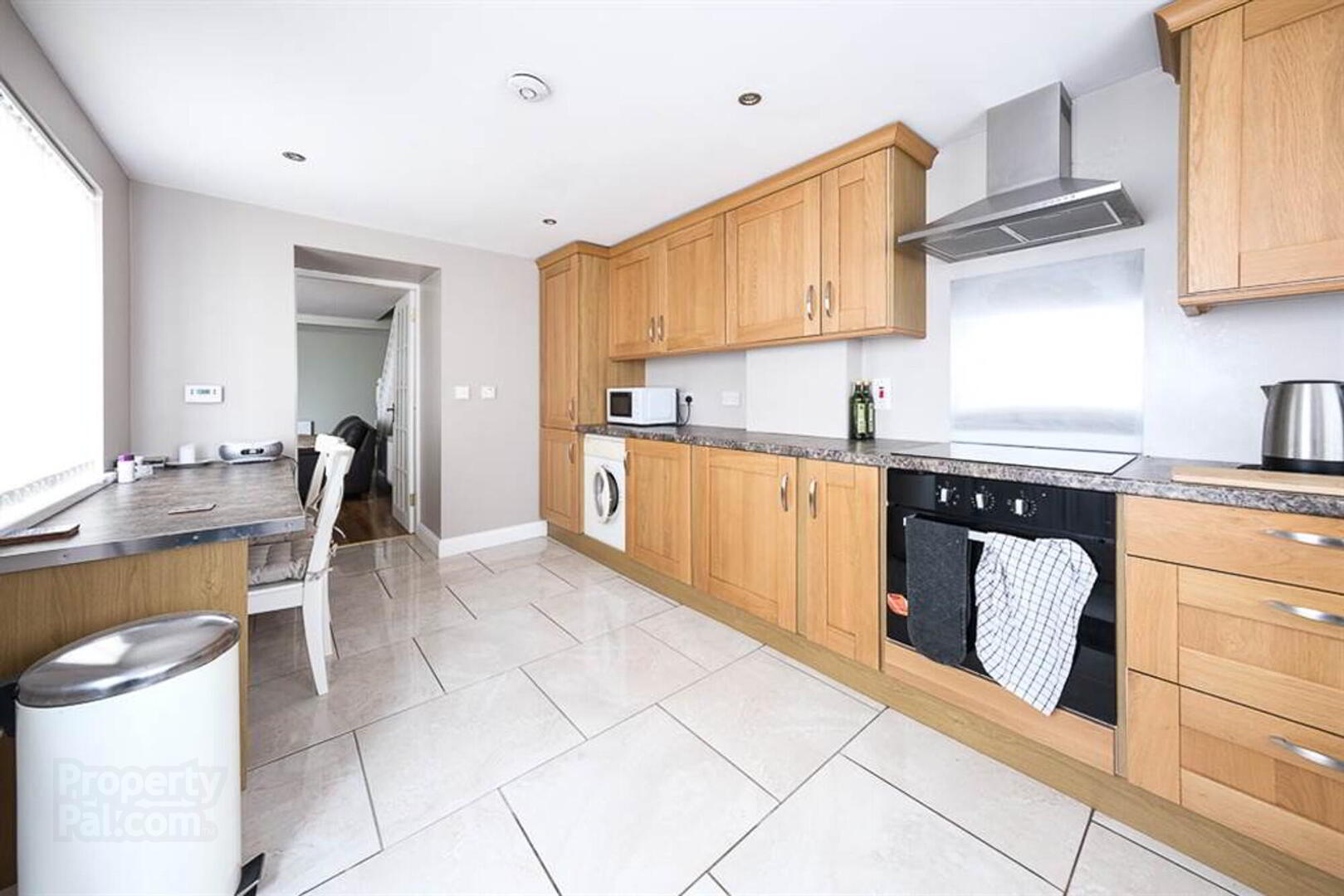 16 Stonard Street 6 of 12