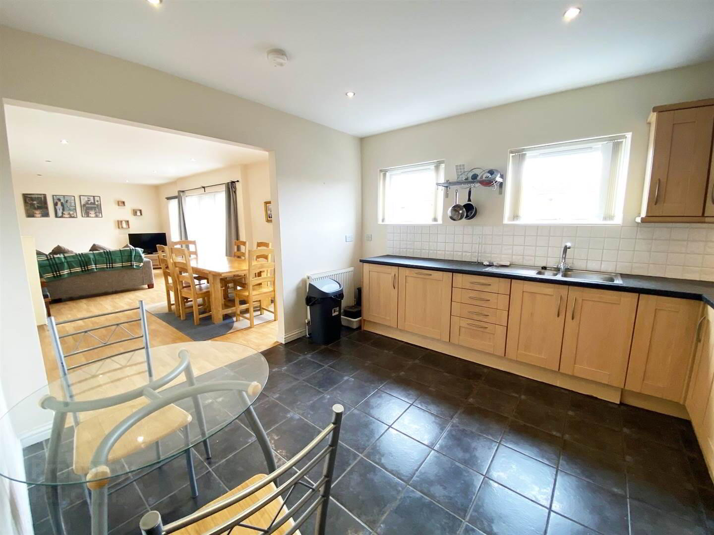 36 Ashley Courtyard, 1a Fane Street 6 of 11