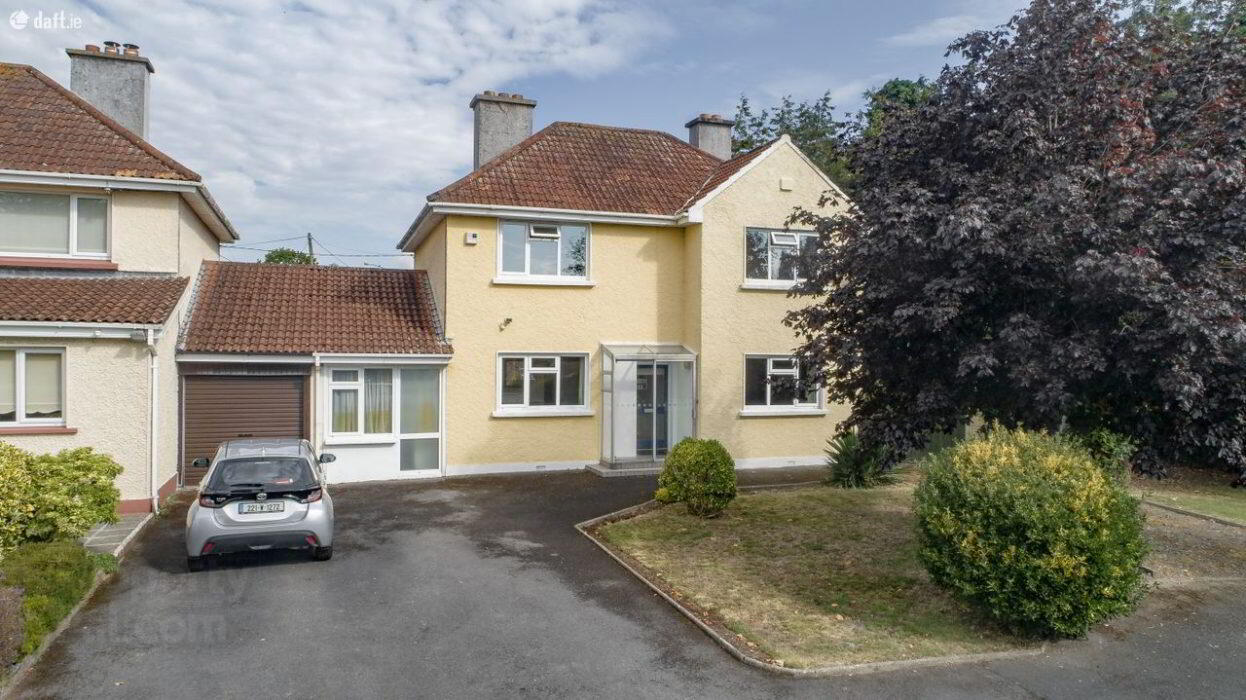 Kilbrien House, Cork Road 32 of 40