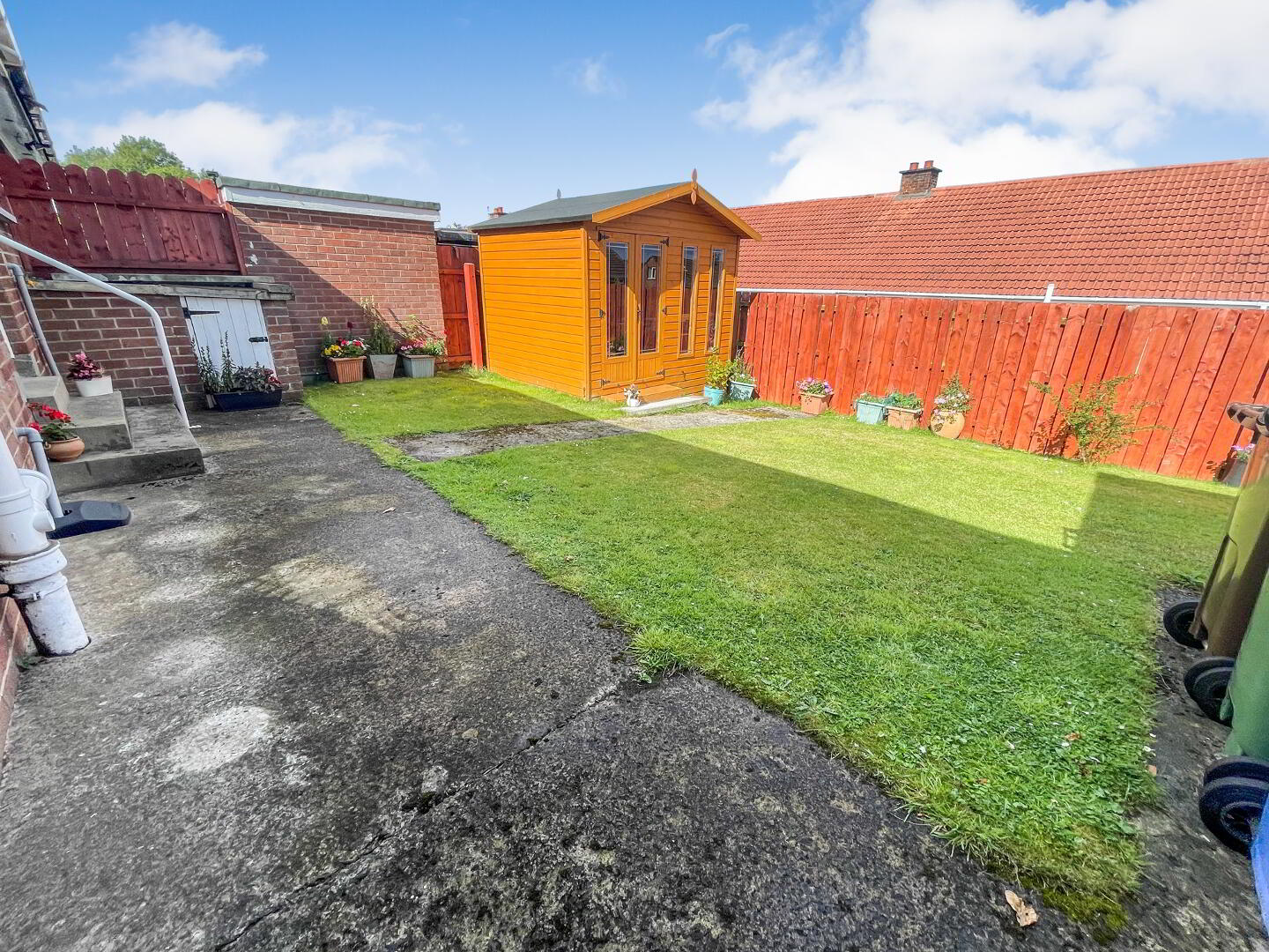 48 Causeway End Road