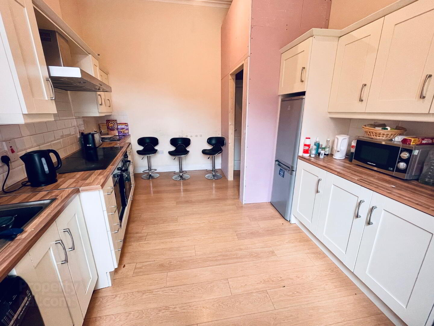 property description image