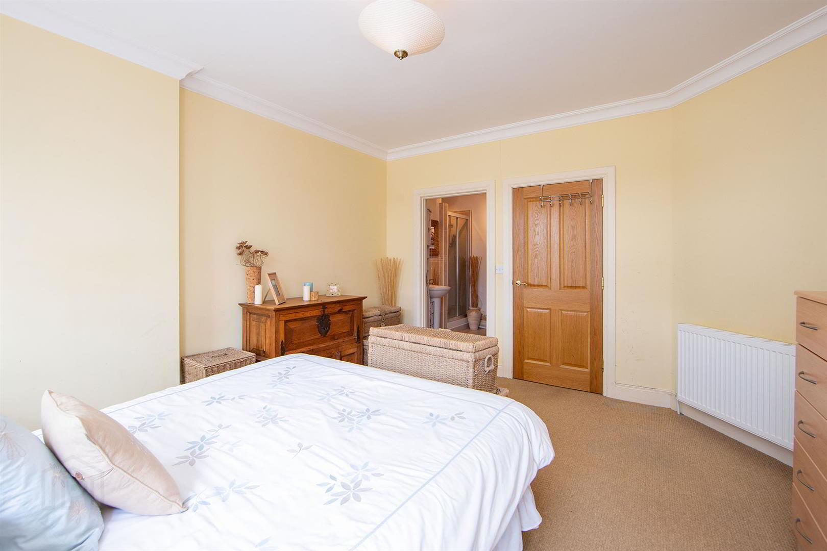 67a Warren Road 9 of 12