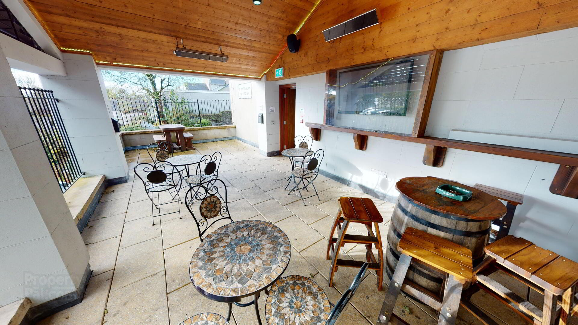 Milltown Manor Pub/Restaurant & Apartments 14 of 57