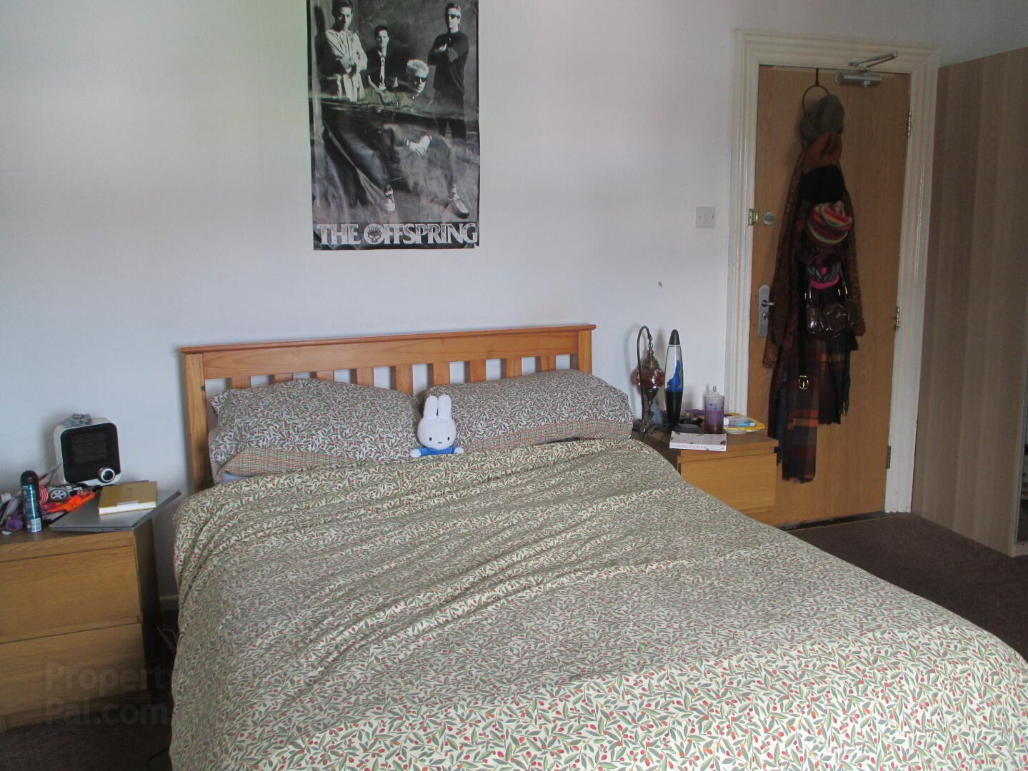WOODSTOCK ROAD - Double Bedroom To Let 1 of 12