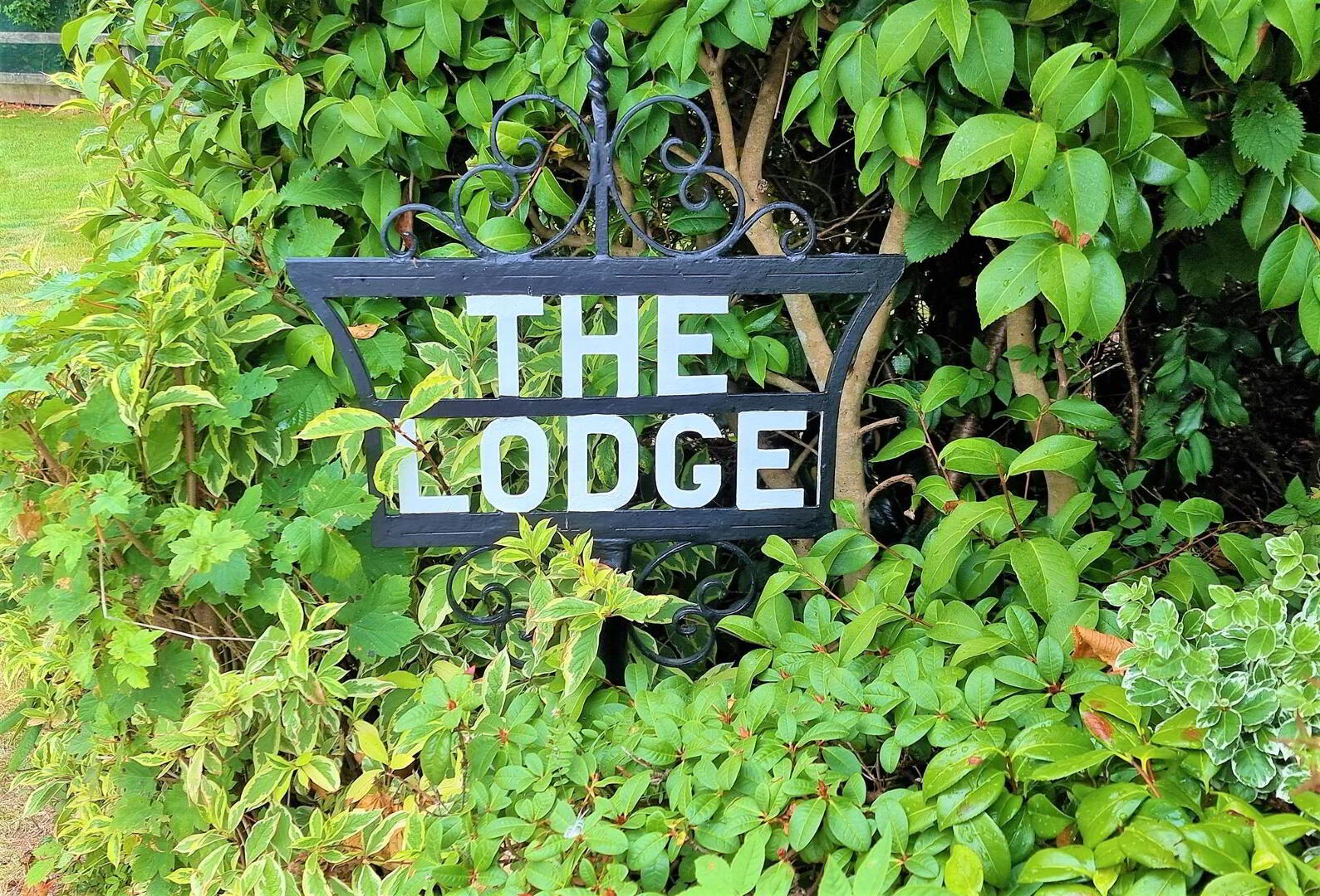 'The Lodge', 1 Sandringham Court