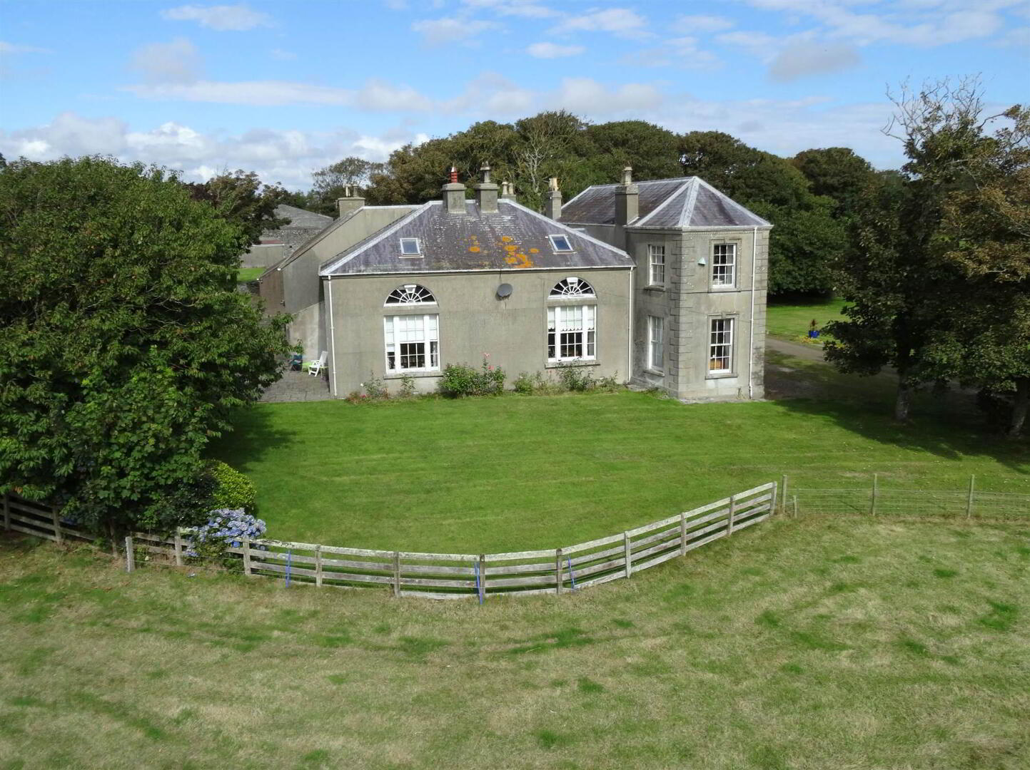 St John's House, 65 Point Road 40 of 52