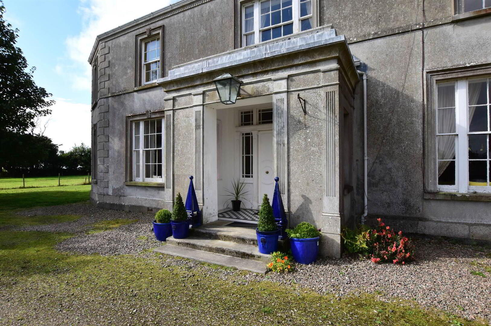 St John's House, 65 Point Road 46 of 52