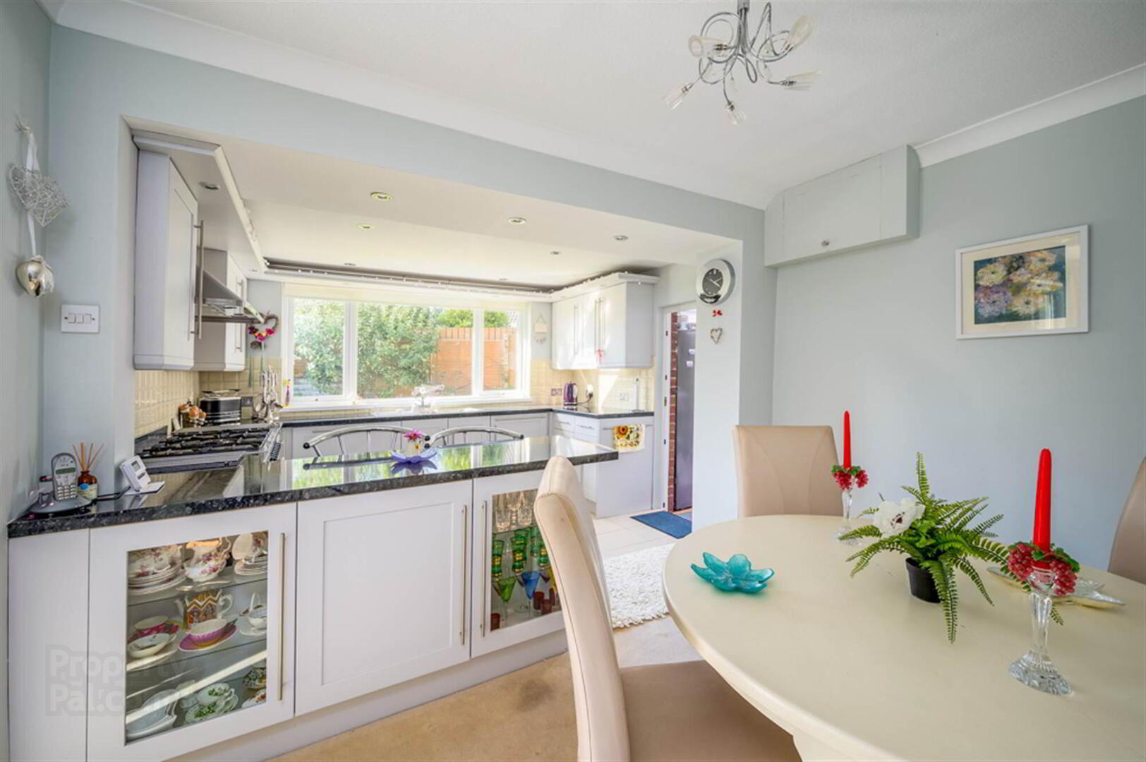 2 Leslie Hill Crescent 9 of 21