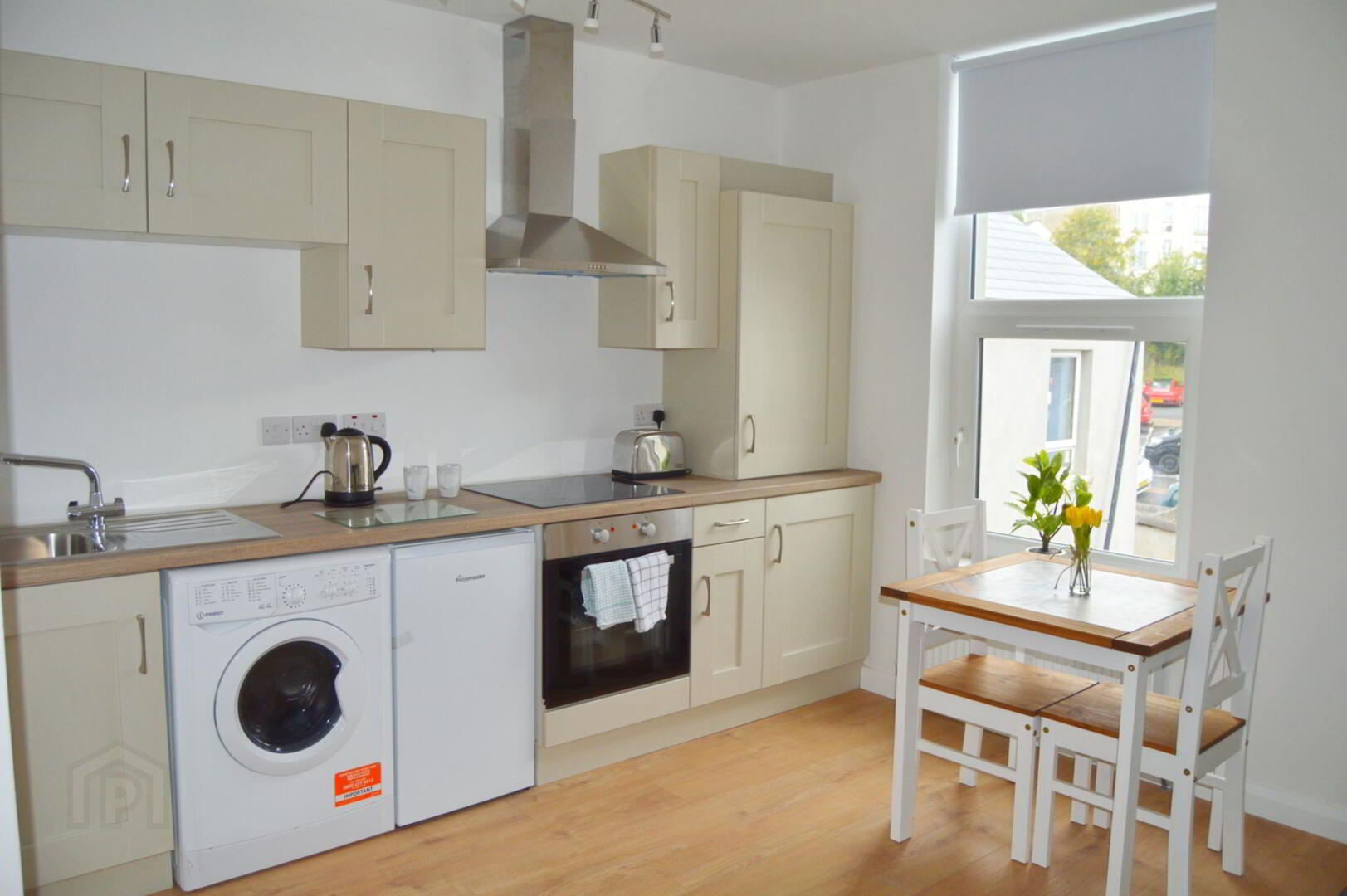 Unit 5, 66 Southwell Rd 6 of 14