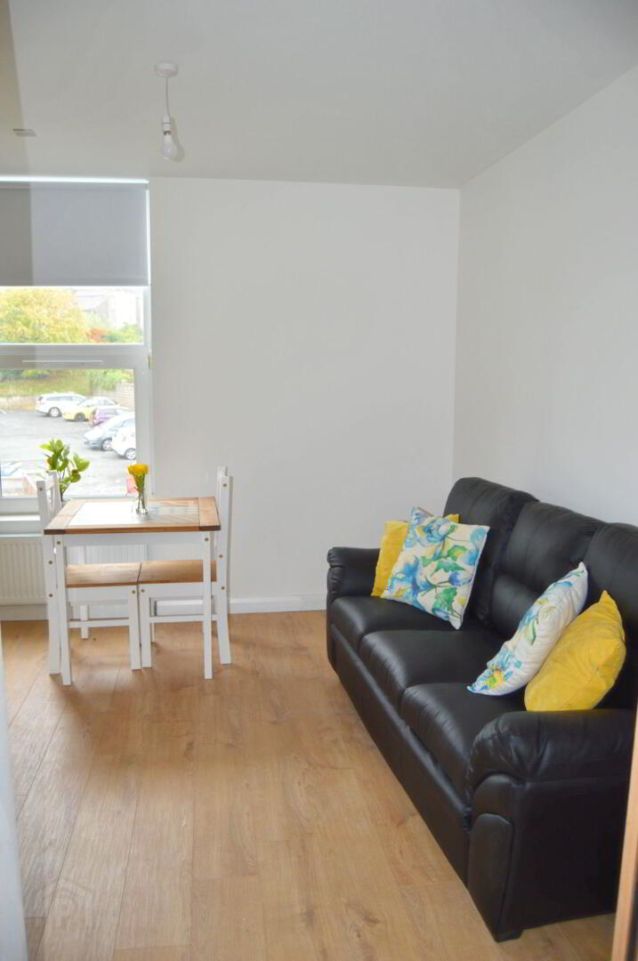 Unit 5, 66 Southwell Rd 9 of 14