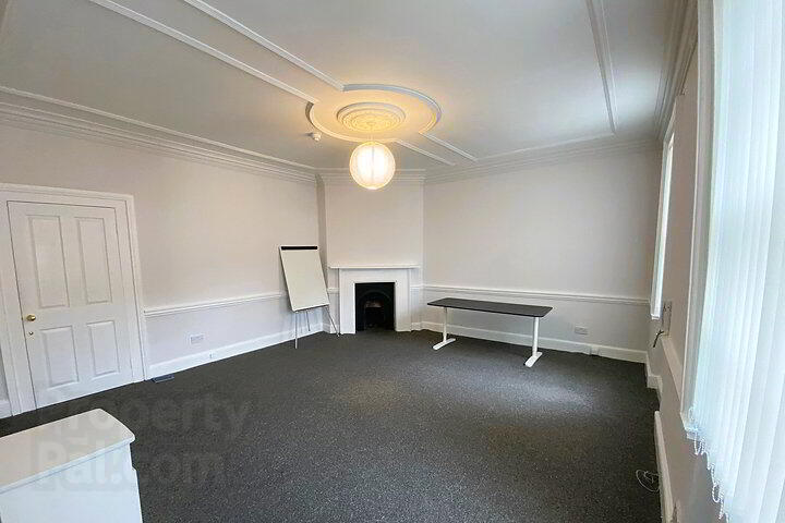 Top Floor, 8 Fair Street 5 of 9