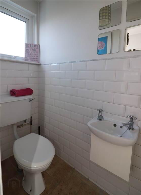 27 Laurel Hill Road, Lisburn