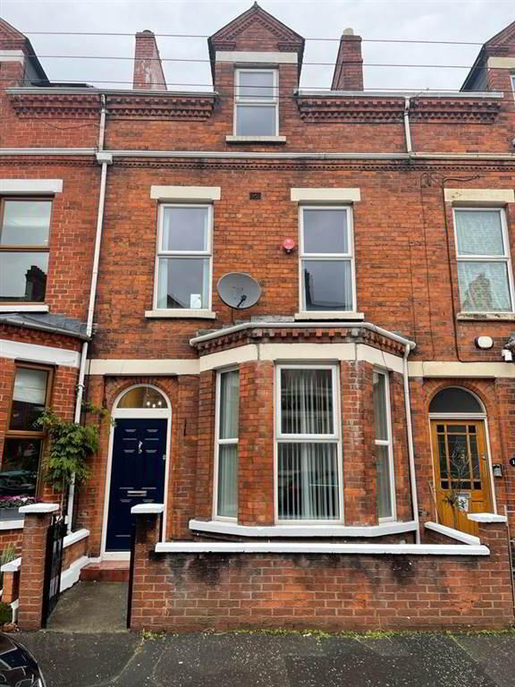 13 Rossmore Avenue 1 of 15