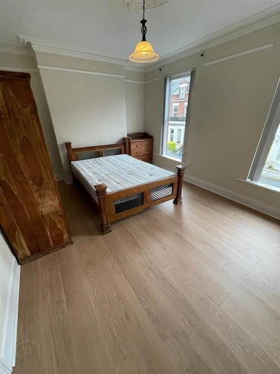 13 Rossmore Avenue 11 of 15