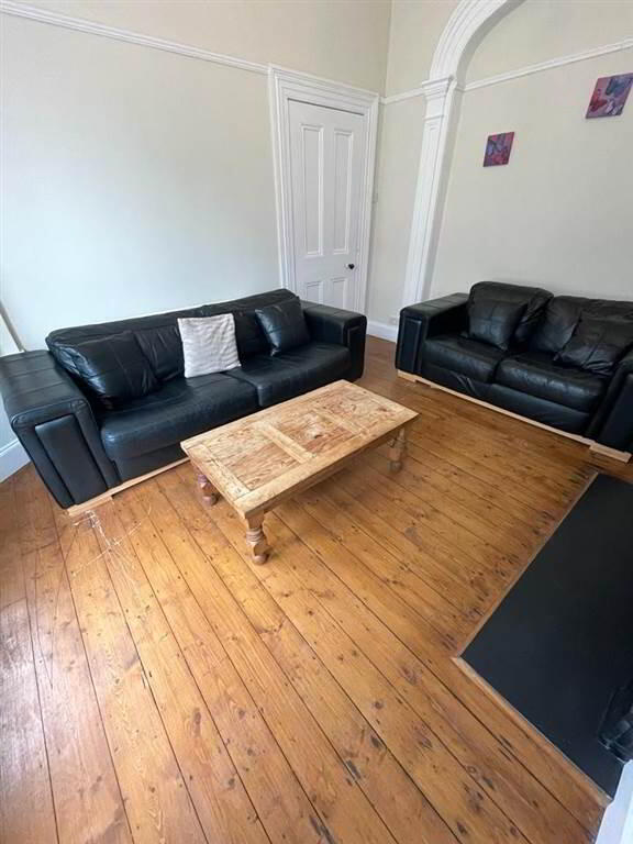 13 Rossmore Avenue 4 of 15