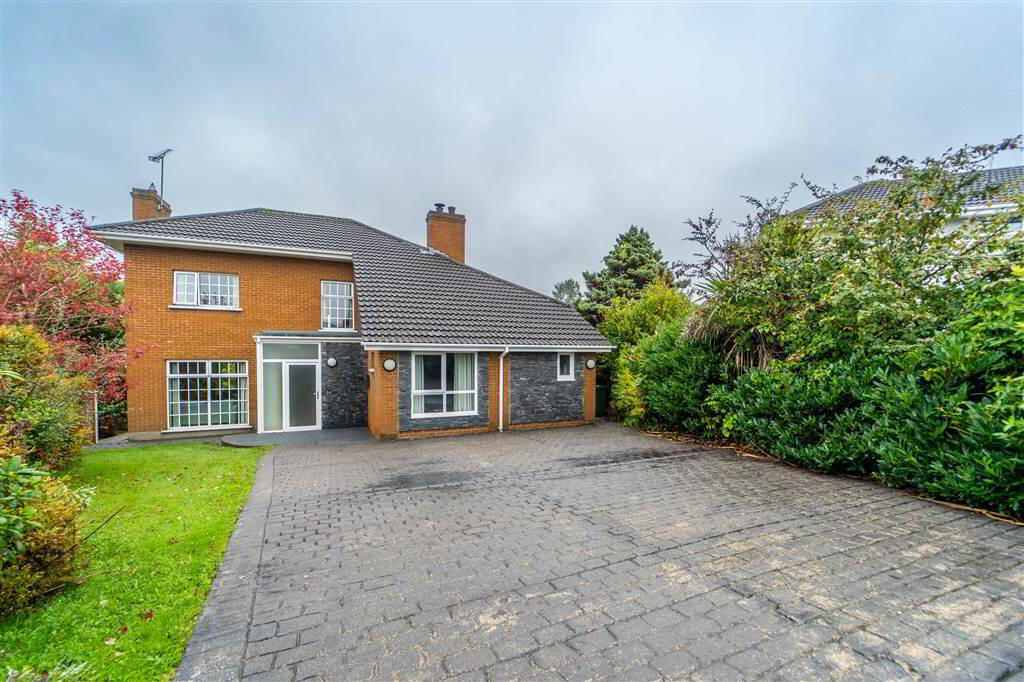 10 Laragh Park