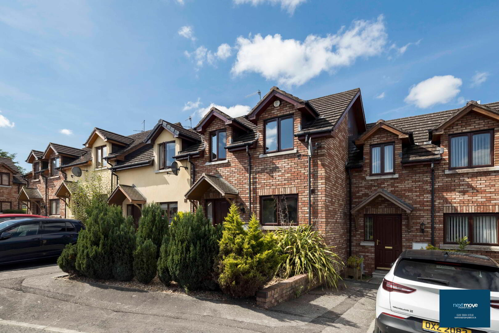 38 Burnbrae Court 1 of 22