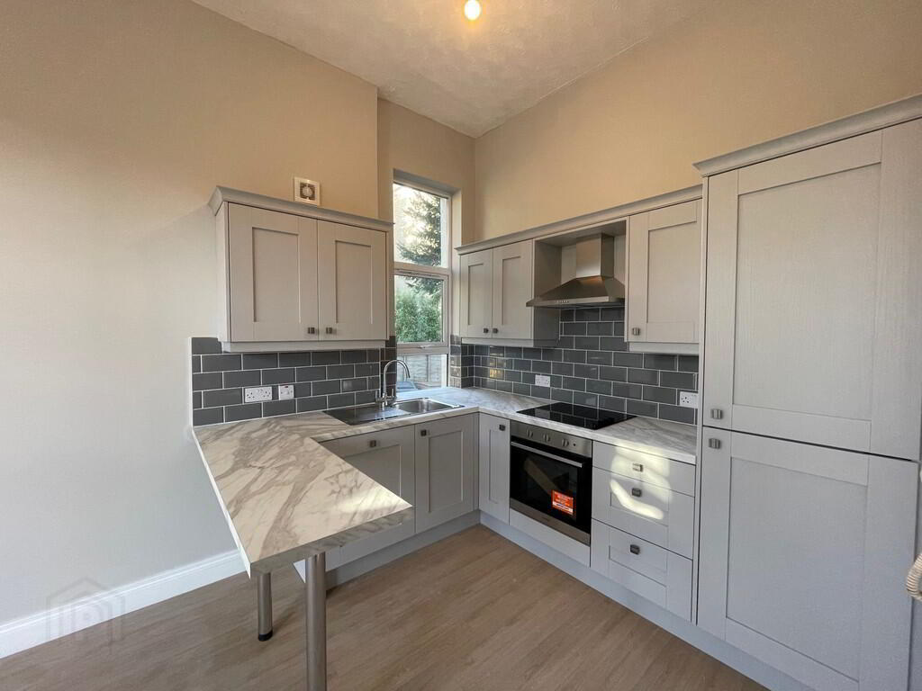 Apartment B, 695 Antrim Road