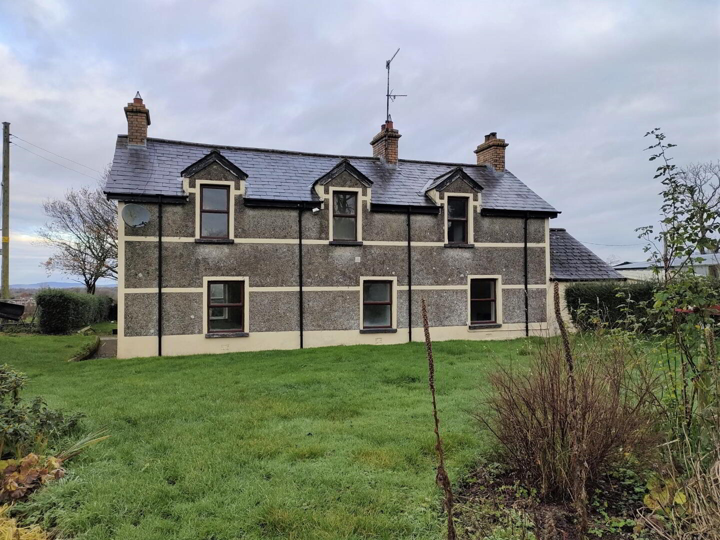 11 Leathemstown Road
