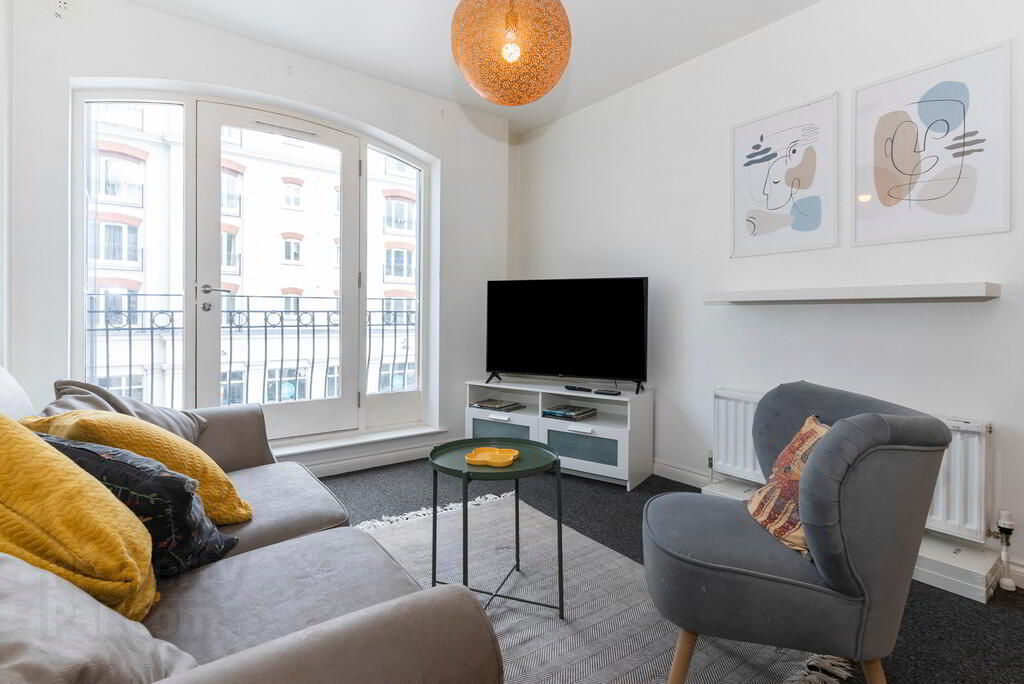 Apt 227, Saint Annes Square