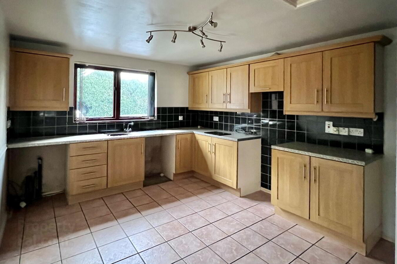 5 Portadown Road 5 of 16