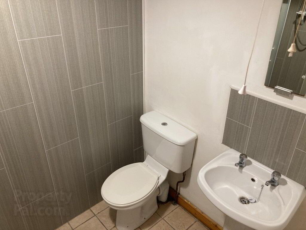 6 Dunluce Avenue 8 of 10