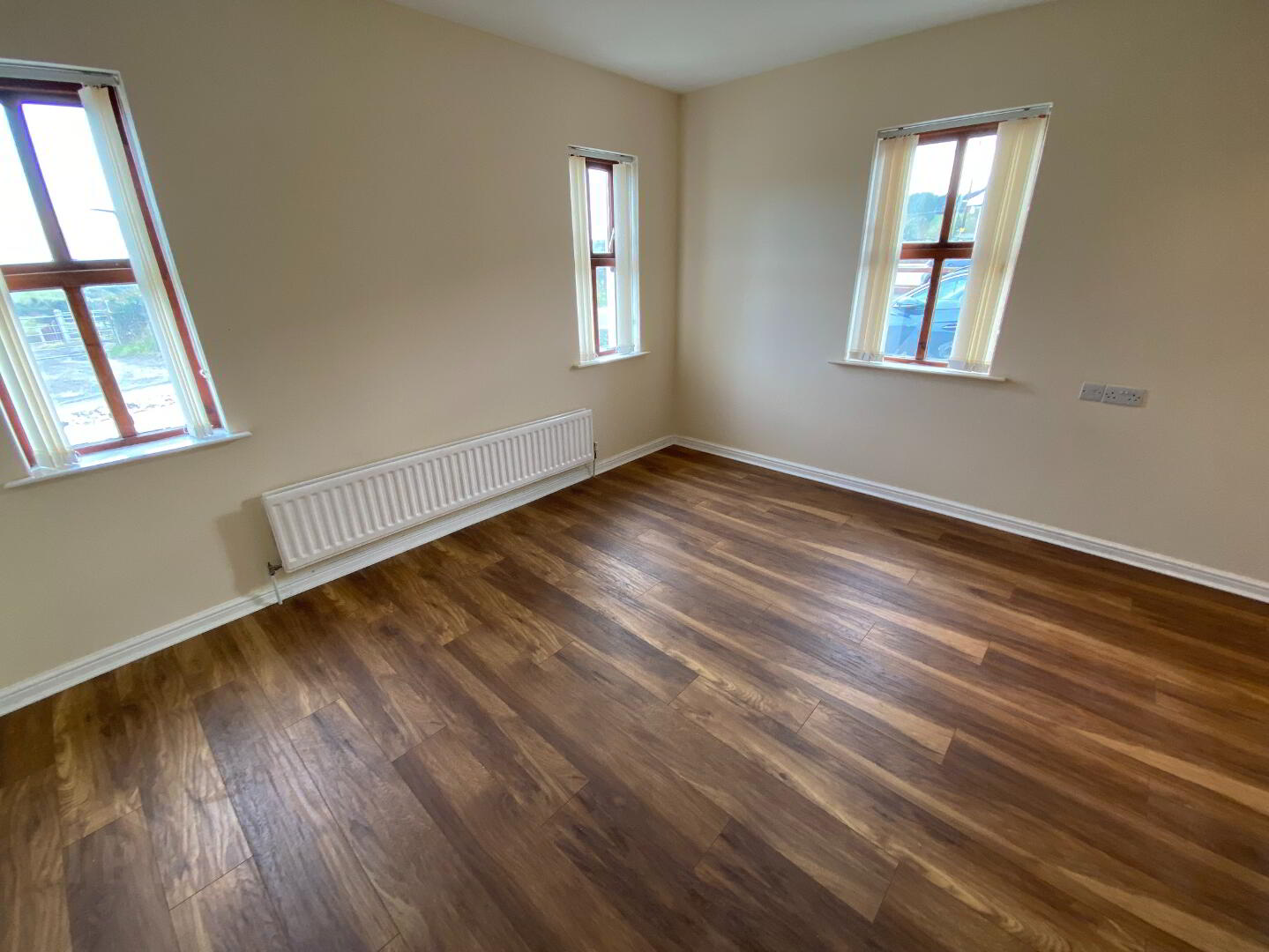 38 Magheralone Road 11 of 20