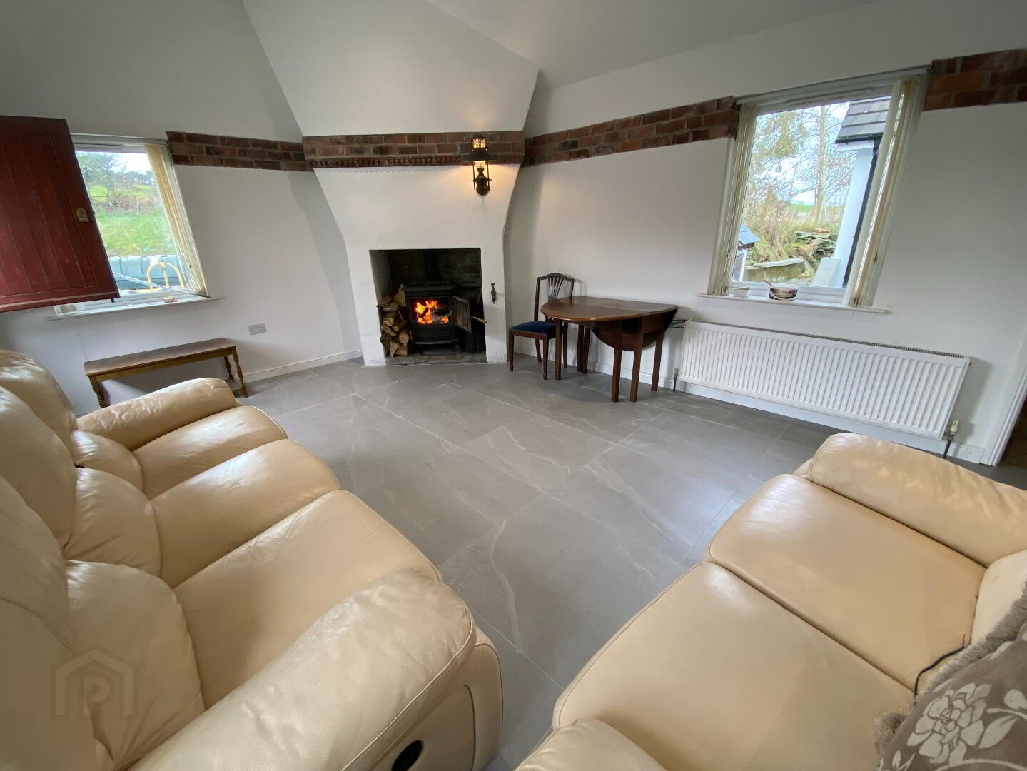 38 Magheralone Road 5 of 20