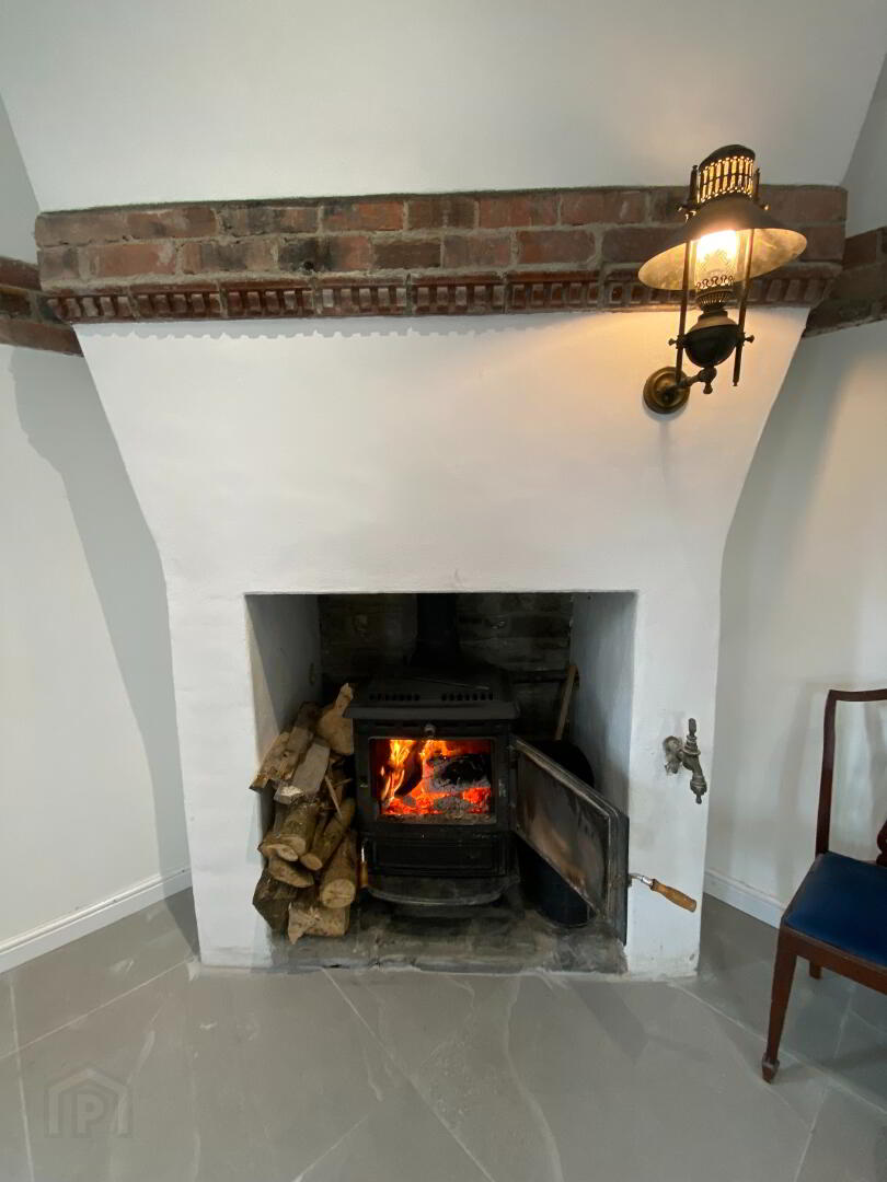 38 Magheralone Road 6 of 20