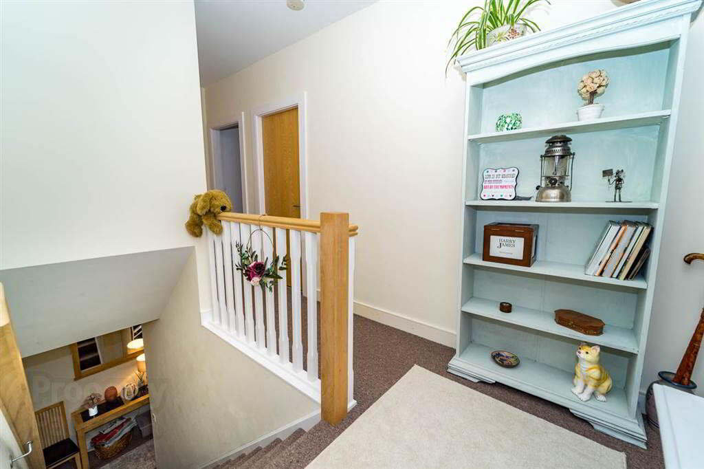 6 Ayrshire Square 7 of 16
