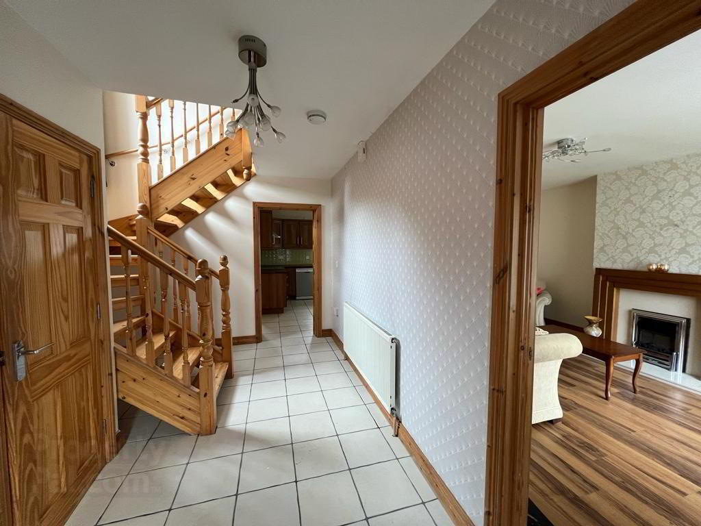 17 Ivy Mead Mews