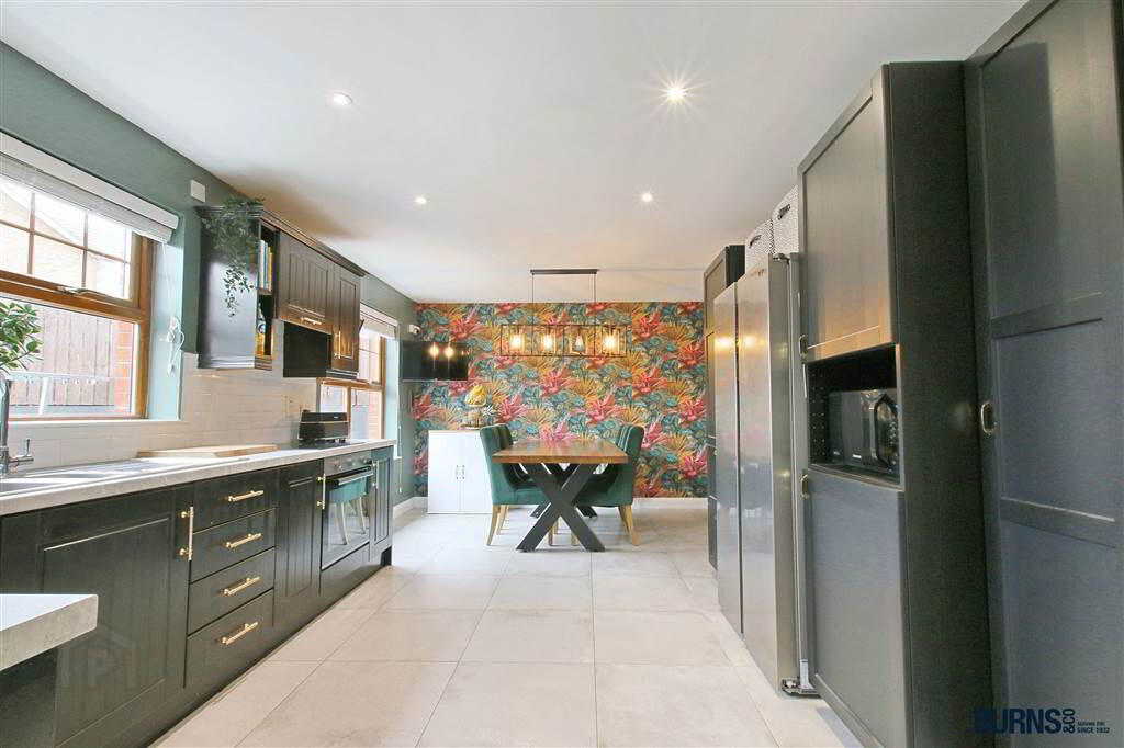 22 Hawthorne Road 6 of 30