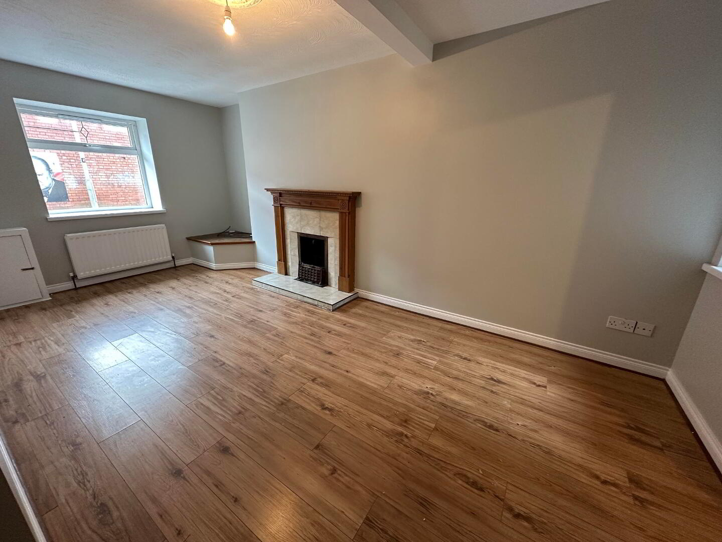 14 Lower Waterloo Road 4 of 15