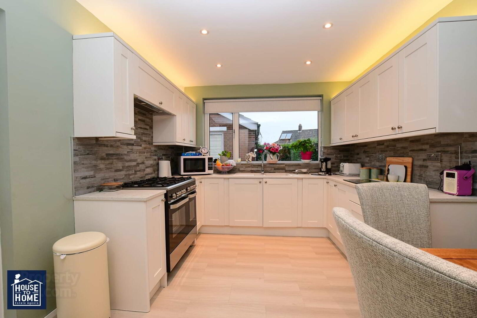 23 Sarajac Crescent 14 of 38