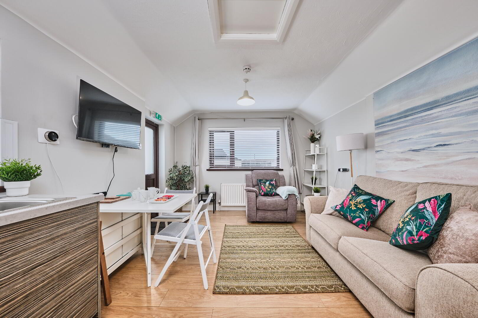 Golf Terrace (from Sept 2025), 101 Eglinton Street 1 of 21