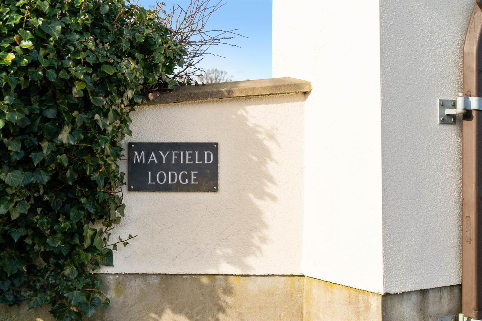 Mayfield Lodge, 6 Mayfield Avenue