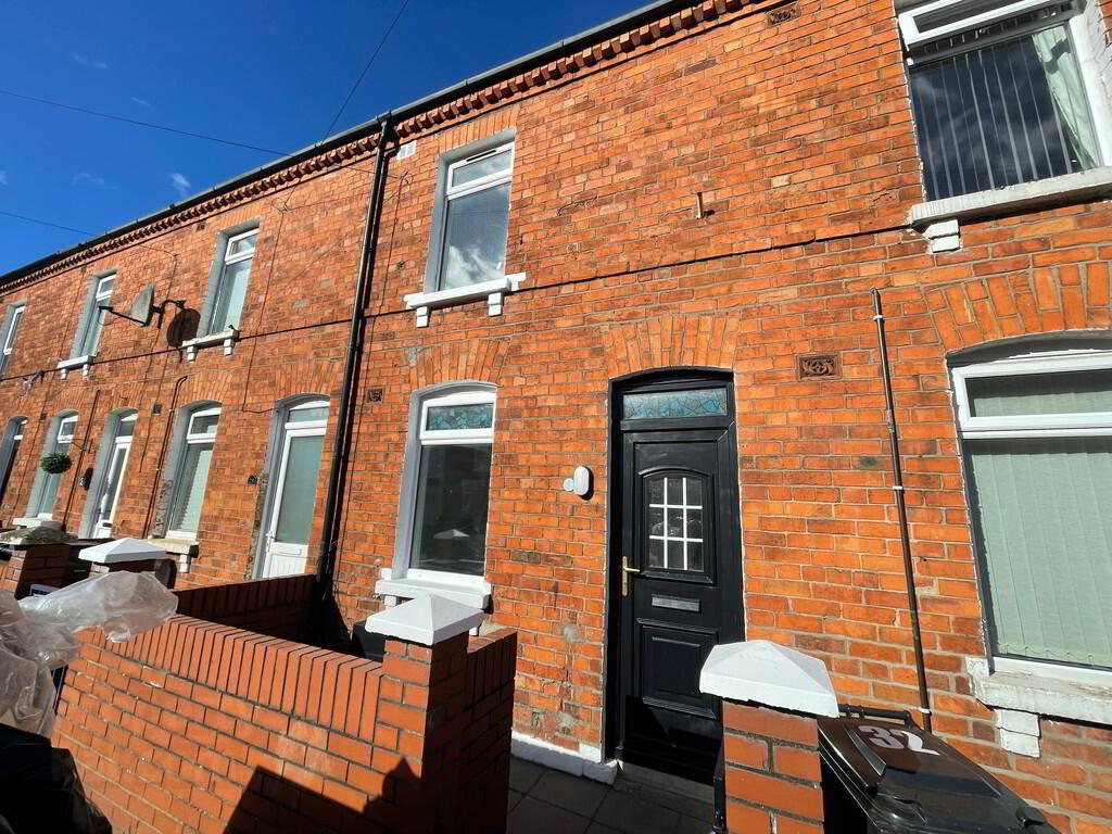 30 Mayflower Street 1 of 8