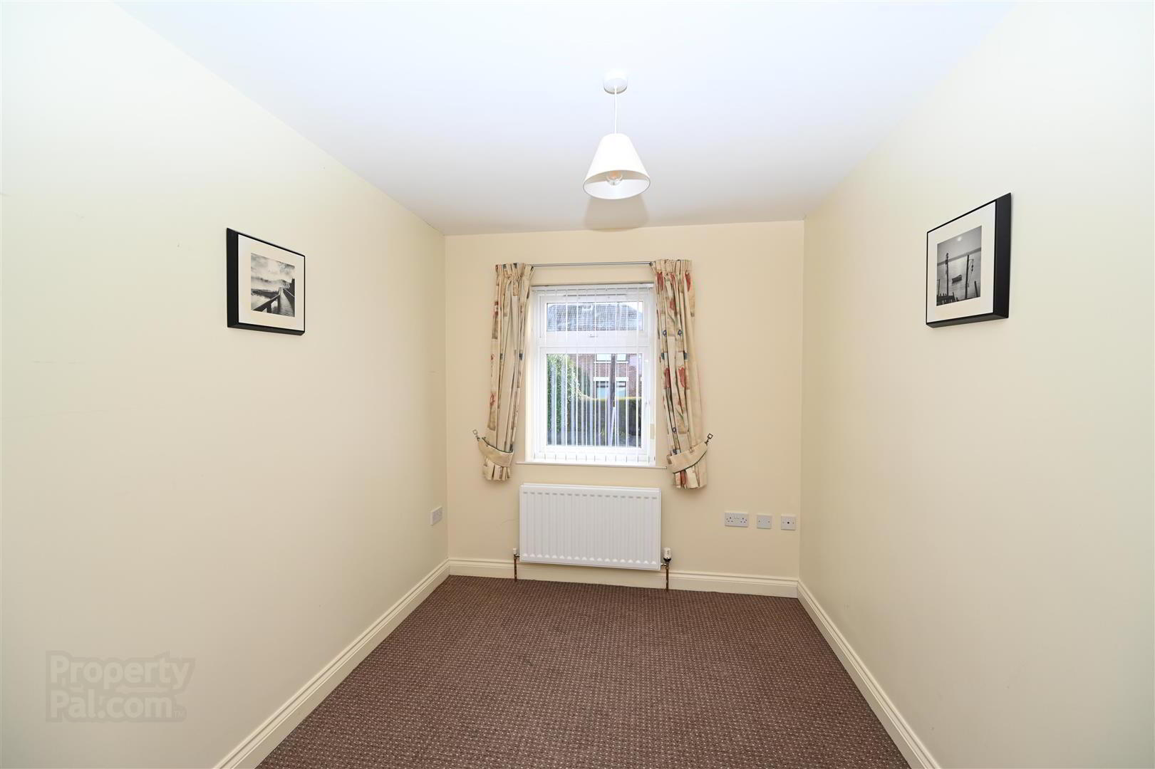 40a Glenholm Park 10 of 14