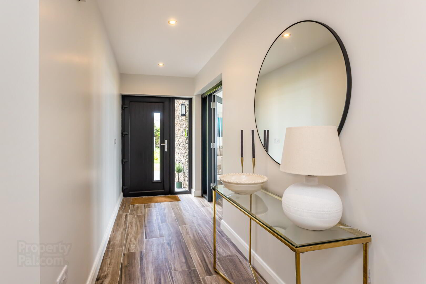 Apartment 21 of 42