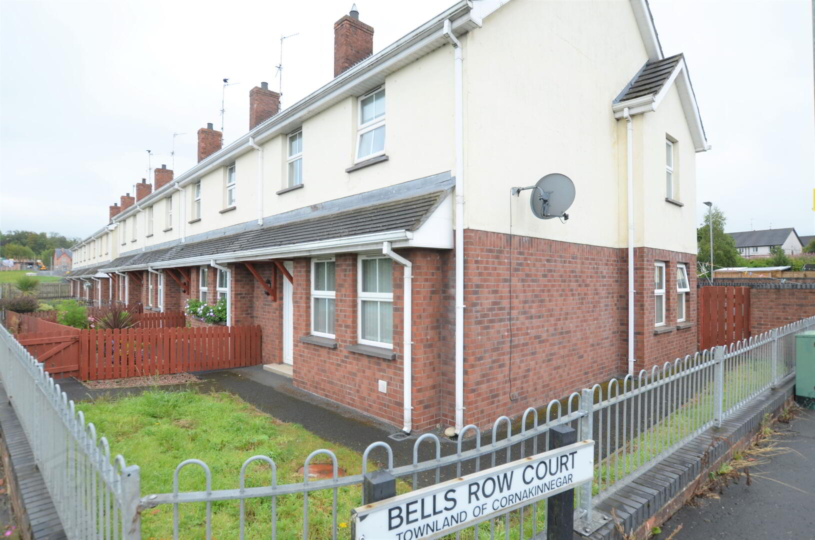 1 Bells Row Court 2 of 13