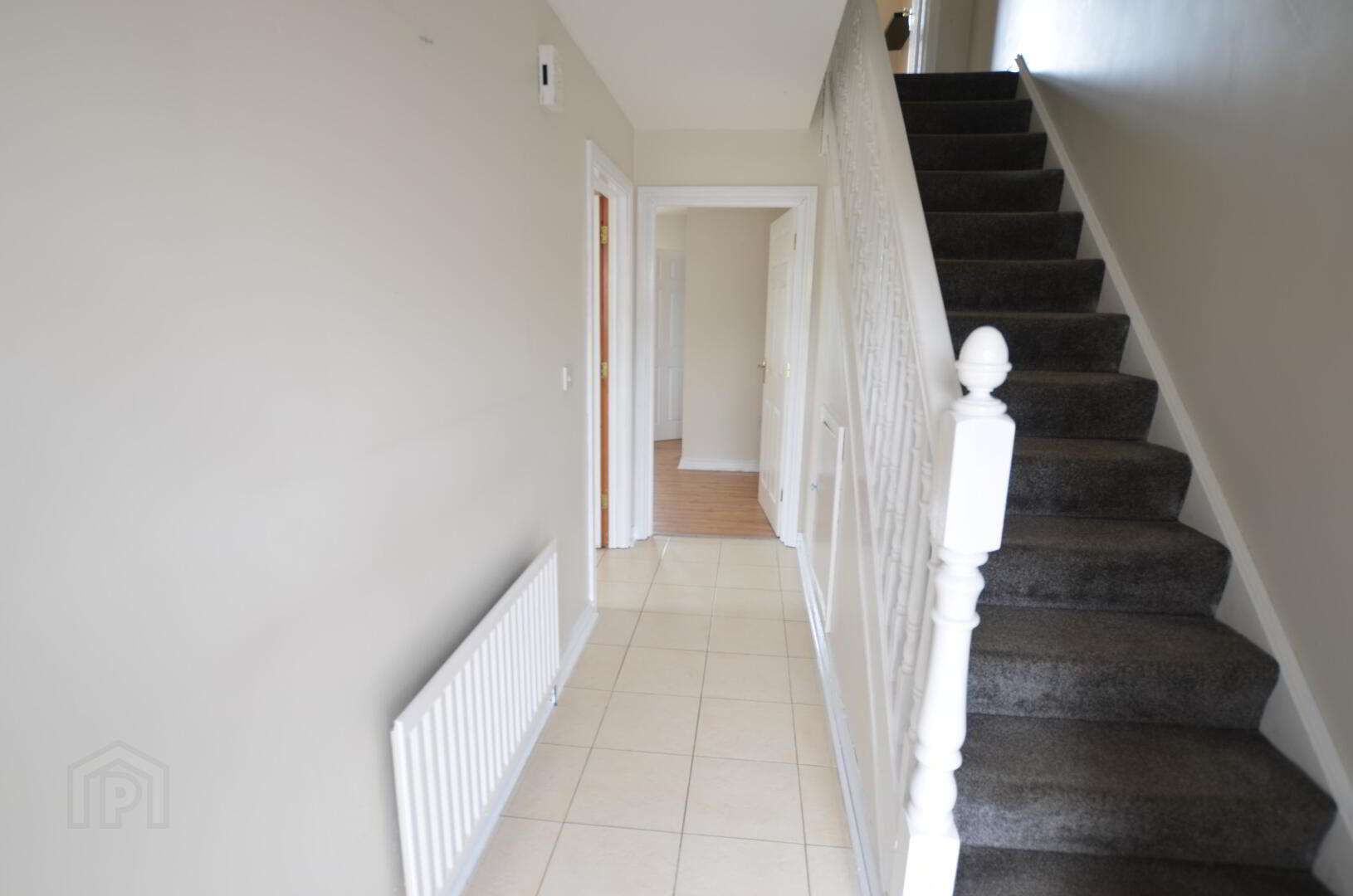 1 Bells Row Court 4 of 13