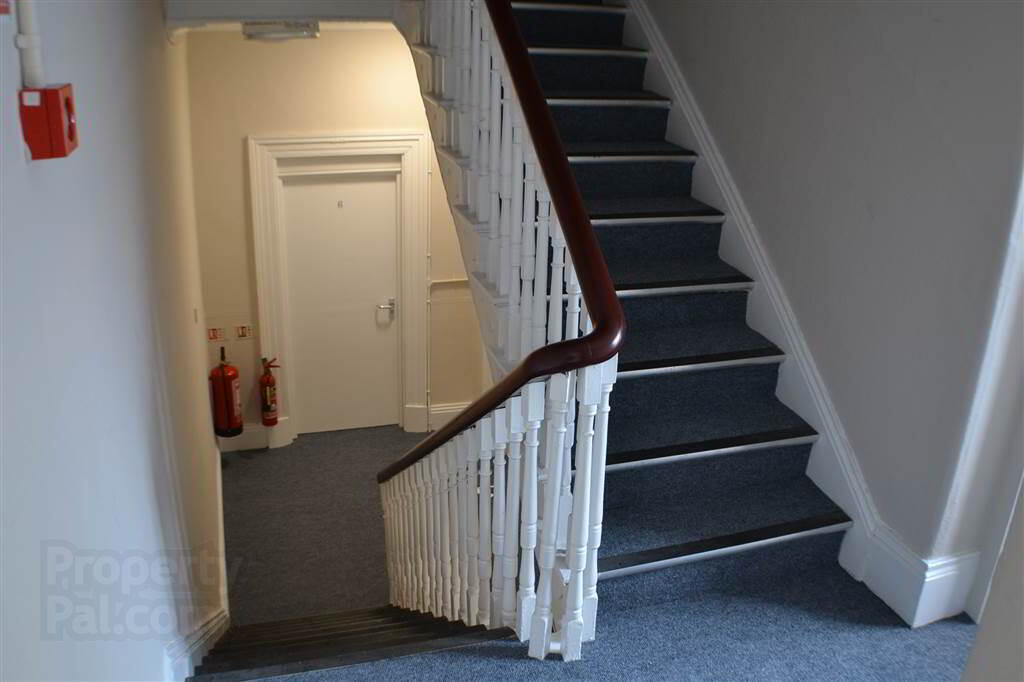 52 University Street - Office 8 5 of 9