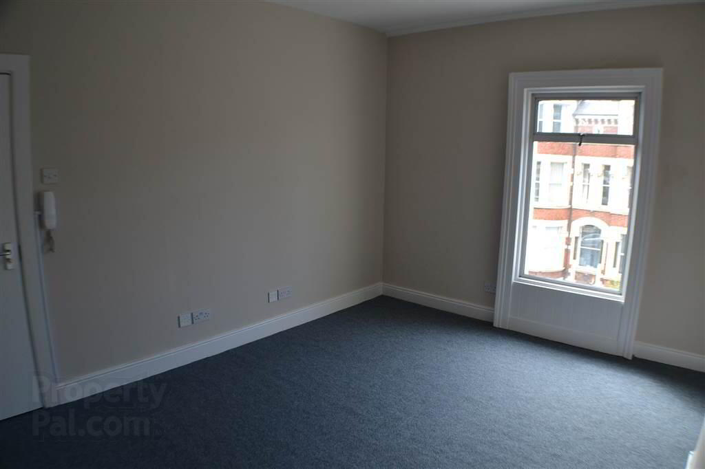 52 University Street - Office 8 4 of 9