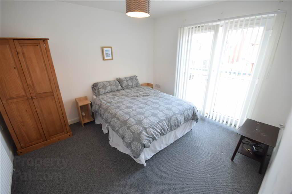 12 Woodvale Gardens 6 of 10