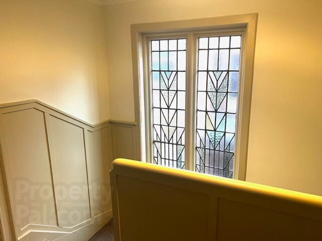 179 Ravenhill Road 19 of 21
