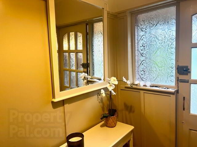 179 Ravenhill Road 13 of 21