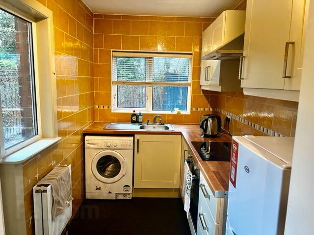 179 Ravenhill Road 10 of 21